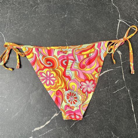 Pattern Bikini Set Size Excellent Condition Depop