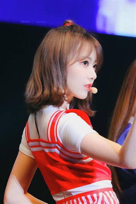 Bùng nổ tam giác visual hot nhất Gen Mỹ nhân Nhật Trung Hàn đọ sắc ai xứng tầm nữ thần