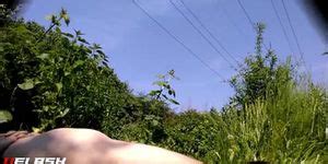 Naked In The Sun People See Him Tnaflix