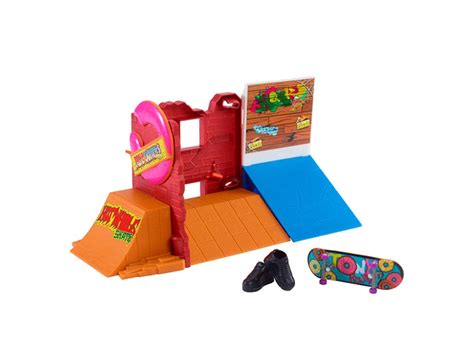 SET DE JUEGO HOT WHEEL ACTION SPORT CIRCUITO PATIN