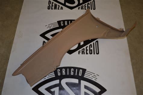 Parafango Anteriore Destro Lancia Thema Prima Serie Grigio Senza Fregio