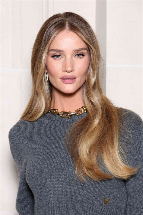 Old Money Blonde Looks For Inspiration