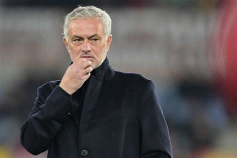 Incontro E Firma Mourinho Riparte Subito Dalla Serie A