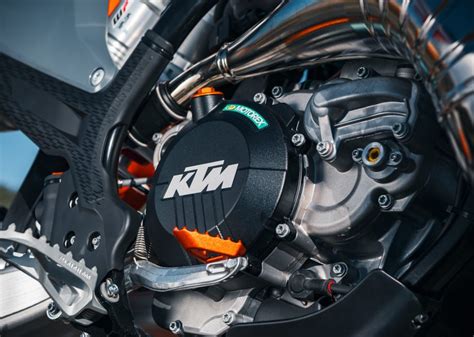 KTM PARTS » UB Trax