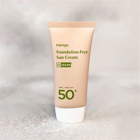 Веганский солнцезащитный крем Manyo Factory Foundation Free Sun Cream ...