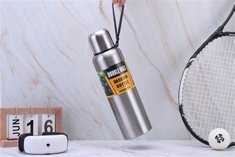 Custom Logo Keep Cold Hot H Insulated Vacuum Flasks With Cup Lid Water Flask And Insulated