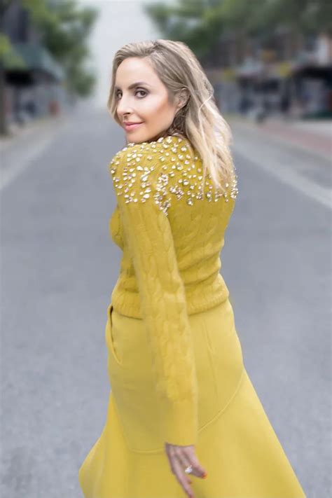 gabby bernstein net worth 2022