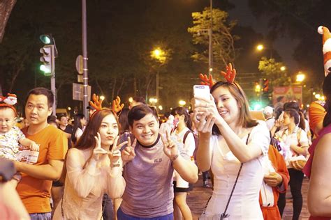 Noel Hot Girl S I G N H N I M C S Ng D O Ph M