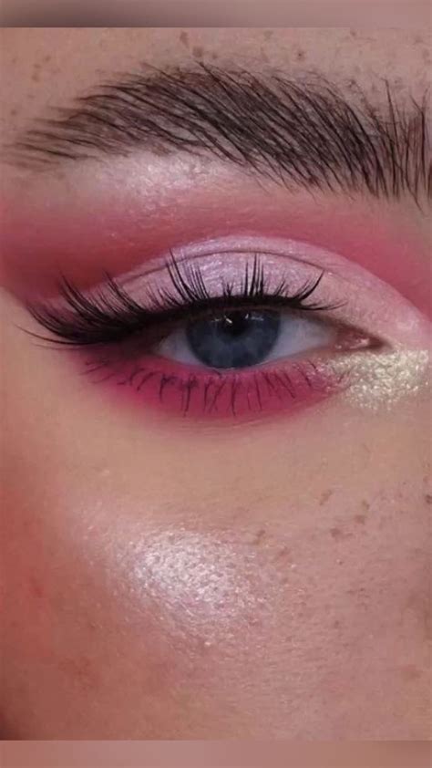 Soft Glam Makeup Look Eyeshadow Everyday Skincare Nude Lip Natural Glow Lip Gloss Bronze