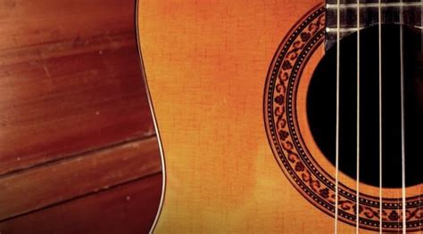 Gut Guitar Strings The Temperamental Sounds Of History Inside Guitar