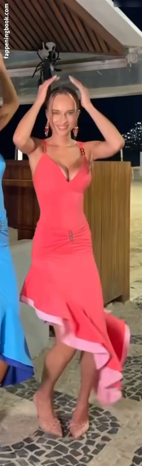 Nona Kanal Nude The Fappening Photo 9062789 FappeningBook