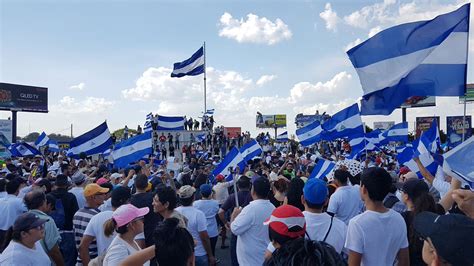 Masiva Marcha En Nicaragua Para Repudiar La Brutal Represión Del