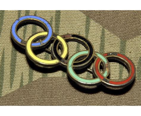 купить на сайте Westwal - значок и открытку Олимпиады 1936 года в Германии