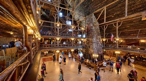 Travel Wyoming Old Faithful Inn Is Still Architectural Icon Of