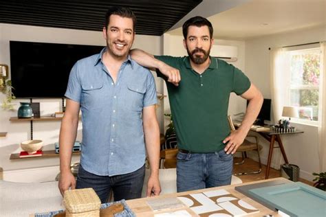 Drew And Jonathan Scott Return For Season 7 Of Property Brothers