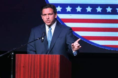 Ron Desantis Promulga Dura Ley Migratoria En Florida