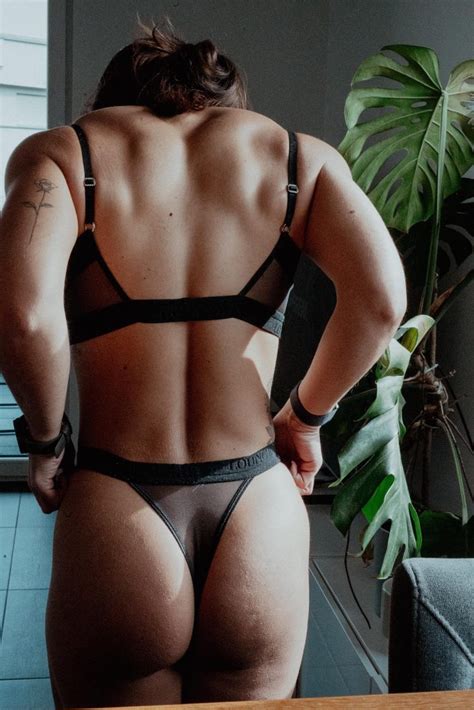 Coconutandavocado Nude FitNakedGirls Photos