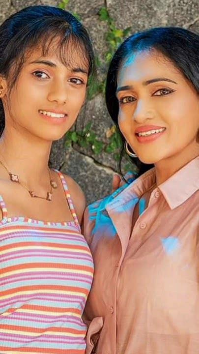 මගේ දෝනි මේ තත්වෙට ගන්න මං ගොඩක් මහන්සි උනා 🥰 නිල්මිණි තෙන්නකෝන්