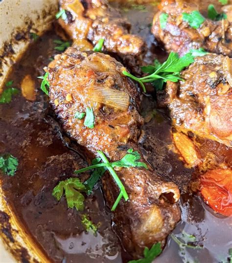 Jamaican Brown Stew Chicken Let S Eat Cuisine