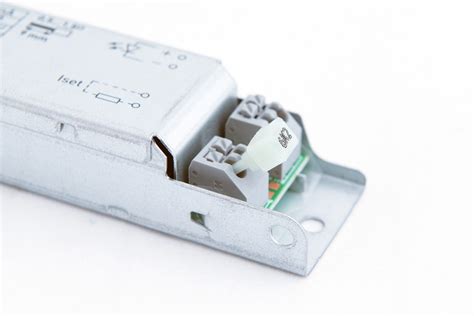 Iset Current Setting Resistors Helvar Components Oy Ab