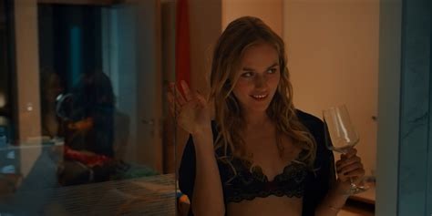 Nude Video Celebs Daphne Wellens Sexy Julia Akkermans Sexy Karina Smulders Nude Women Of