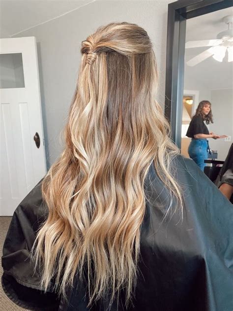 Pinterest Honey Blonde Hair Blonde Hair With Highlights Beautiful Long Hair
