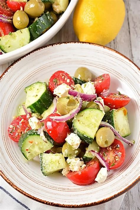 Keto Greek Cucumber Salad - Easy & Refreshing Recipe - Sabores Recetas