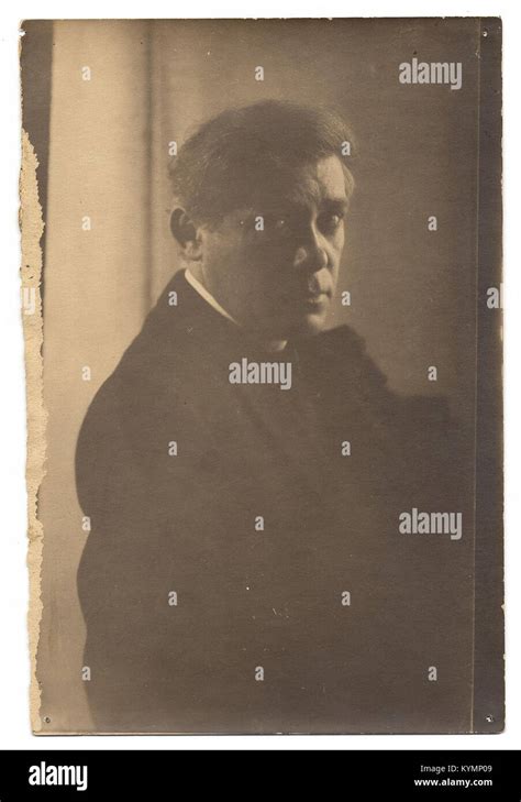 portrait  artist abraham walkowitz captured  black  white