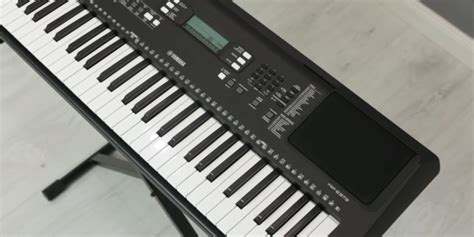 Yamaha PSR E373 Reviewed in Detail (Fall 2024)
