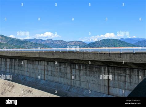 Shasta Dam Across Sacramento River California Usa Stock Photo Alamy