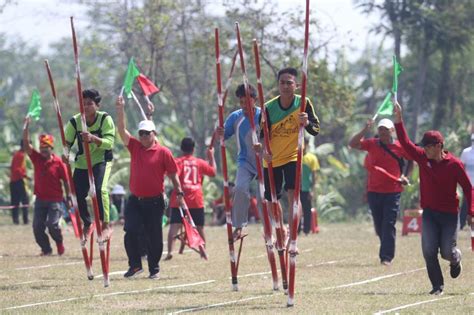 Kompetisi Olahraga Tradisional Republika Online