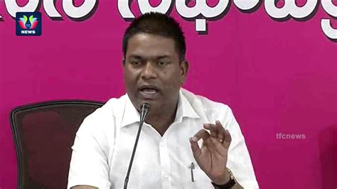 Trs Mla Jeevan Reddy Slams Congress Leader Madhu Yashki For Insulting