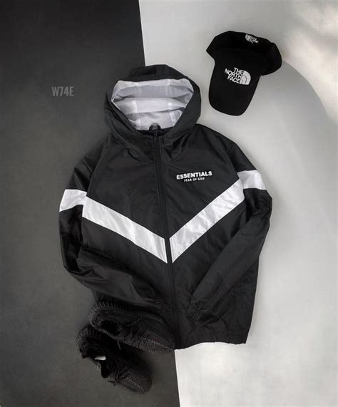 Мужская ветровка на молнии. мужская ветровка с капюшоном — цена 1540 ...