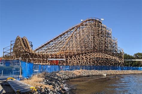 Sea World's Leviathan rollercoaster nears completion - Australasian Leisure Management