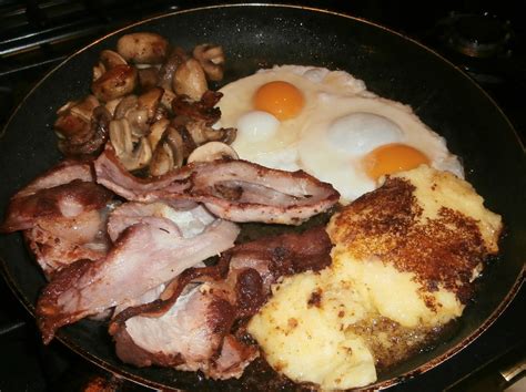 Purrmissymabel The Great British Fry Up