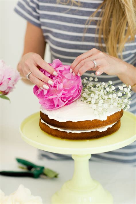 Here S All The Inspo You Need To Make A Naked Cake