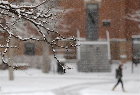 Yale Fails To Expel Students Guilty Of Sexual Assault | HuffPost UK College