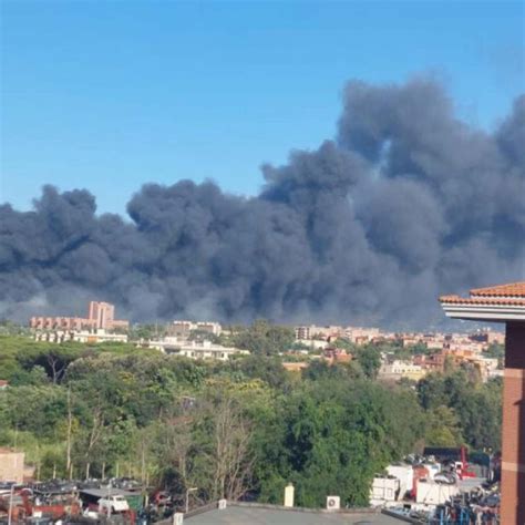 Incendio Roma Oggi Kernghaisani