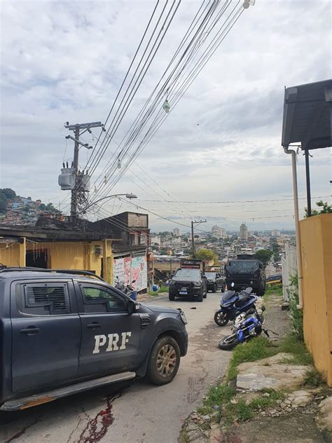 Opera O Policial Deixa Oito Mortos No Complexo Da Penha Eu Rio