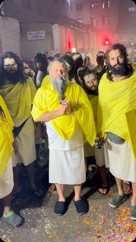 Radha Krishna ️ | Radhe Radhe ️🙌. . . . . . . . . . #vrindavan #radhe #