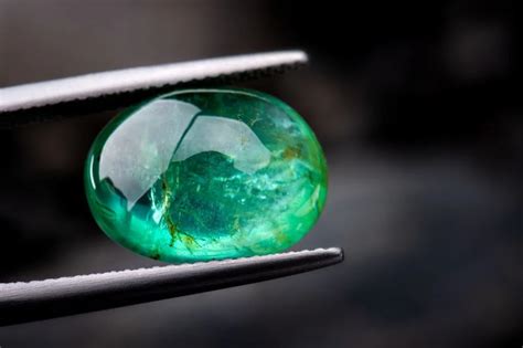 Benefits Of Wearing Emerald Gemstone Witapedia