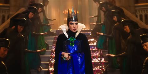 👑 Box Office Shock: Rachel Zegler’s Snow White Defies Backlash, Hits