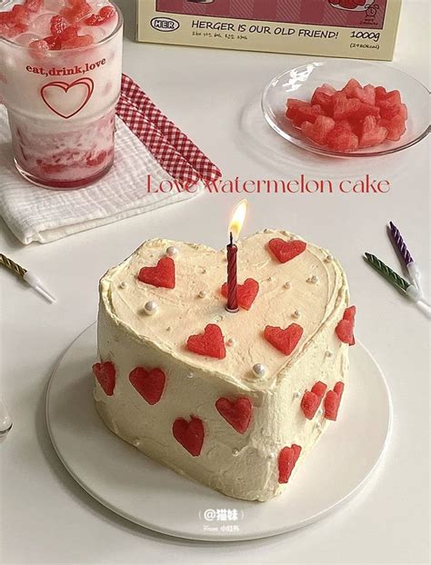 ʚ kimi ɞ on Twitter Pretty dessert Simple birthday cake Cake