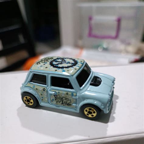 Hot Wheels Morris Mini The Beatles Shopee Malaysia