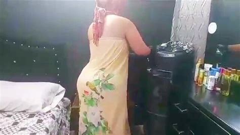 Hijab Arabic Wife with Big ass زوجة مصرية تتناك كلام مصري يا بلدي watch