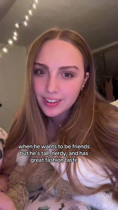 chloe (@chloecassista_)’s videos with original sound - 1% 𓈆 ᯤ̸ | TikTok