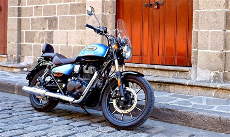 A Soulful Initiation With The Royal Enfield Meteor 350 VISOR PH