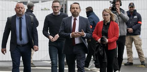 Gay Et Militant Au Rassemblement National Un Engagement Improbable OnePlanete