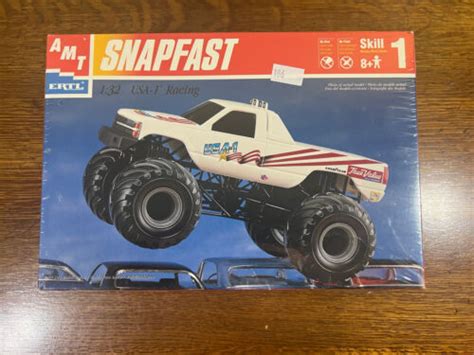 Amt Ertl Scale Snapfast Usa Racing Monster Truck Model Kit