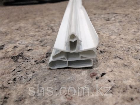 Уплотнитель для холодильника Снайге Snaige R290 (однокамерный) 1270*545 ...